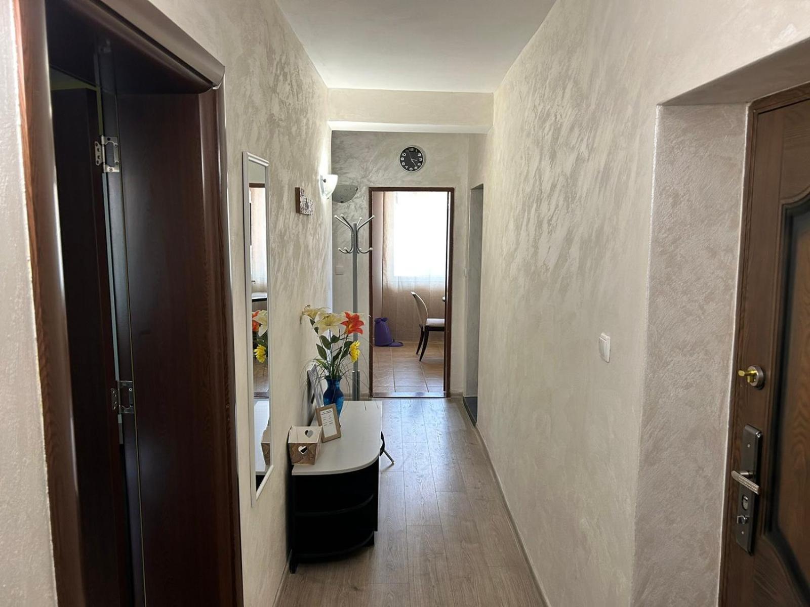 Apart House Ana Апартамент За Гости Ана Vratsa Bagian luar foto