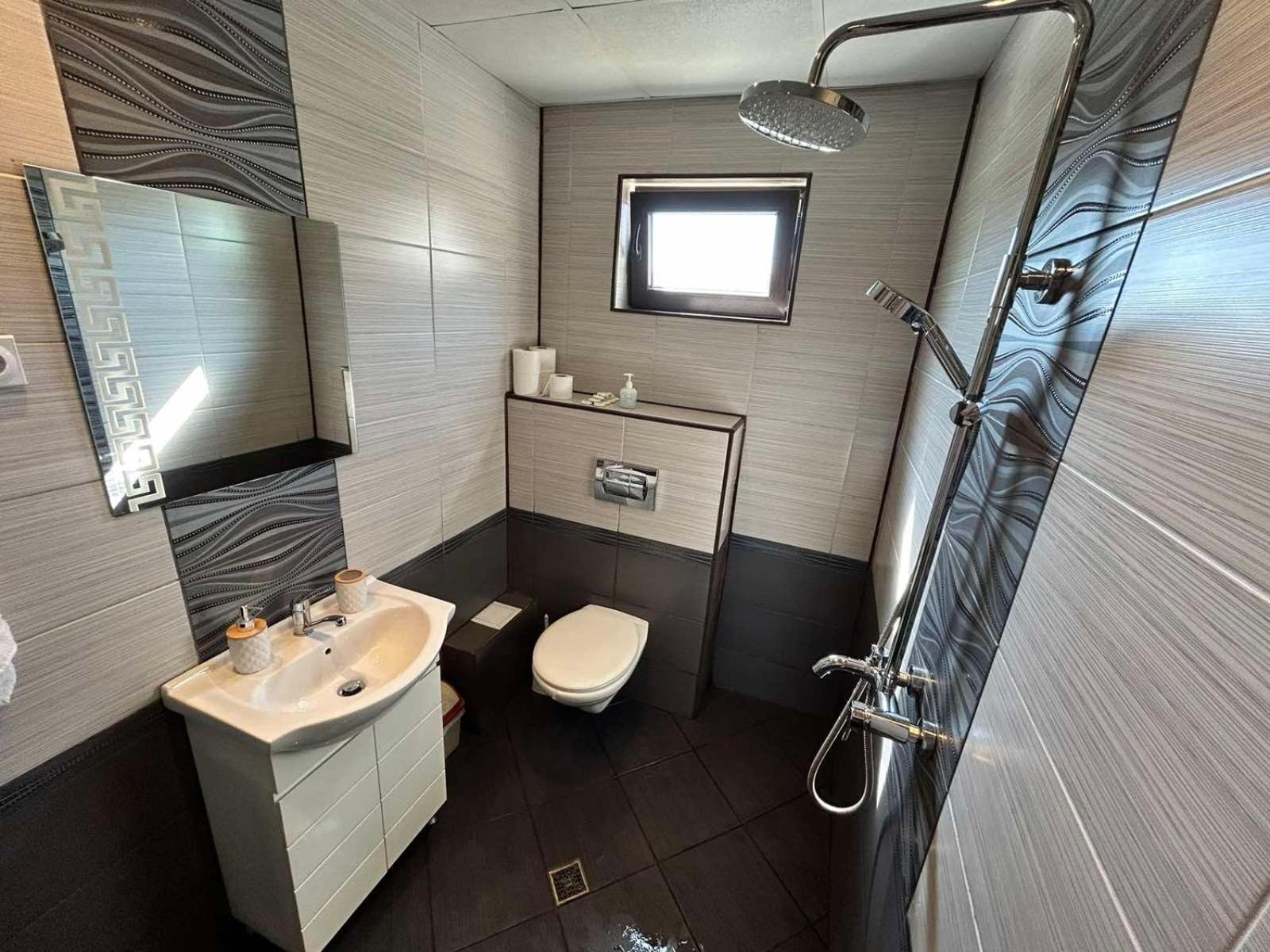 Apart House Ana Апартамент За Гости Ана Vratsa Bagian luar foto